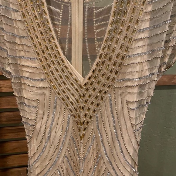 Gorgeous beaded dress - Picture 9 of 9